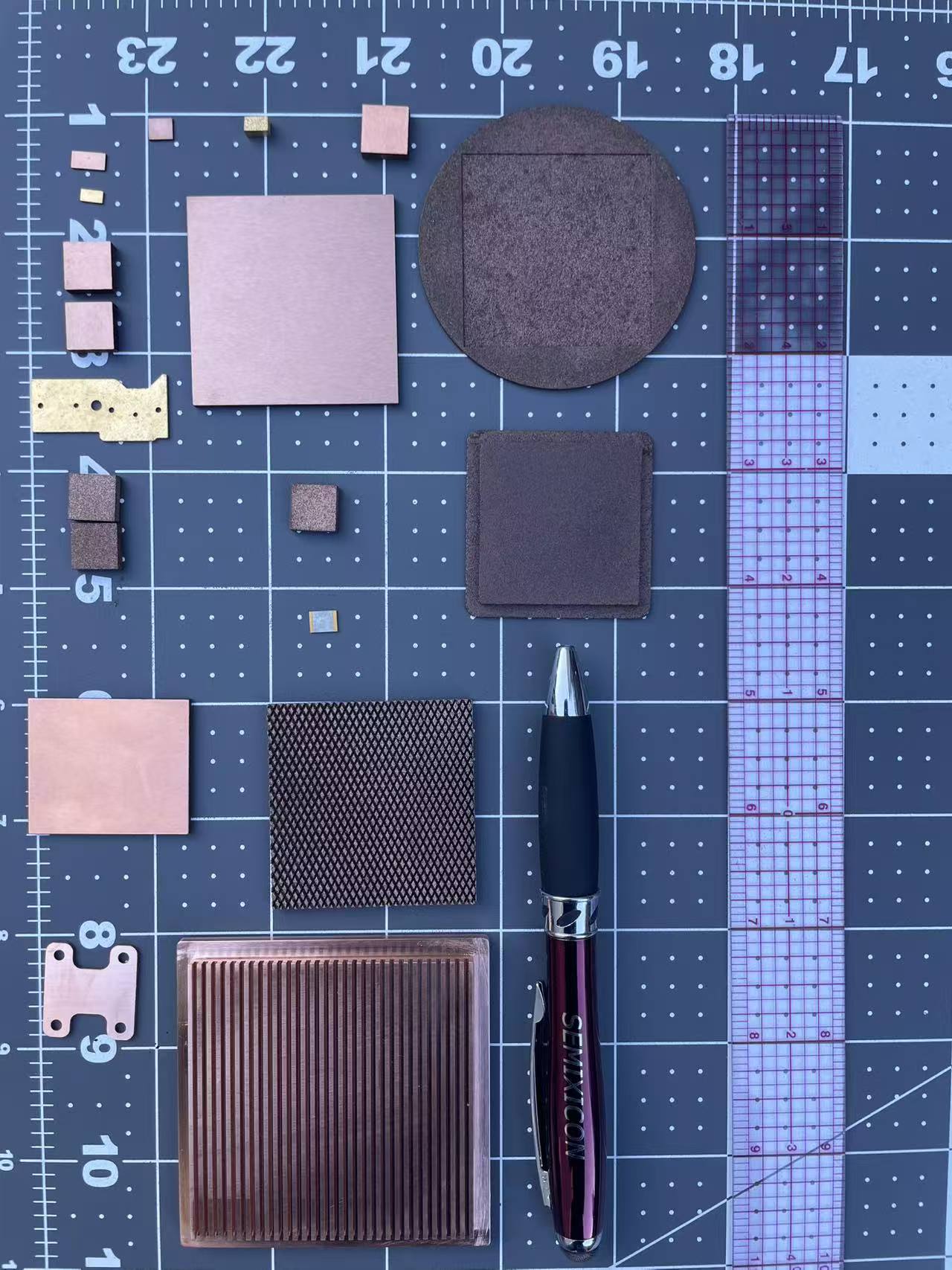 Copper and Diamond Composite Heat Sink ,Microfluidic channel Pin Fin