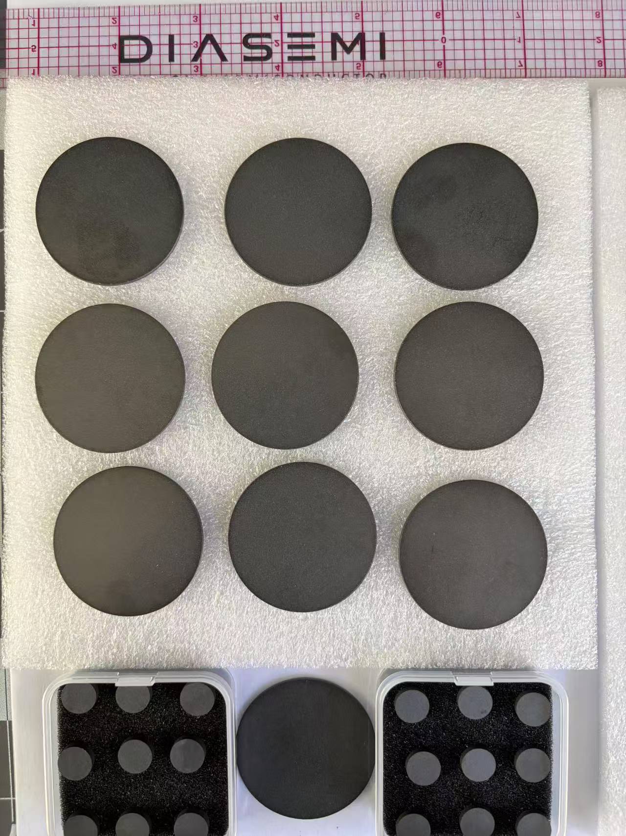 Diasemi diamond and silicon carbide composite  SEMIXICON Thermal Solutions