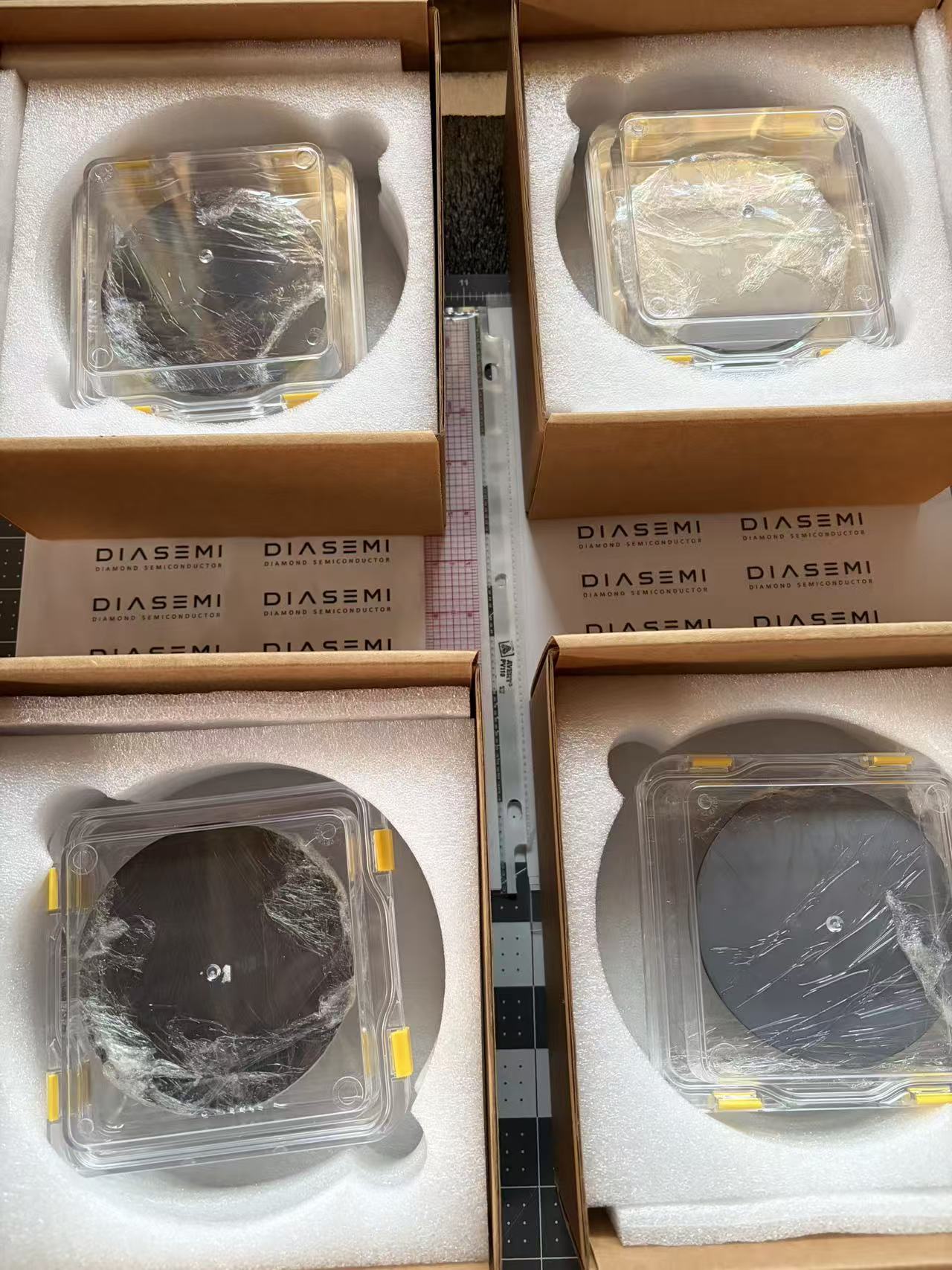 DIASEMI SEMIXICON CVD diamond coated silicon wafer diamond deposited silicon wafer